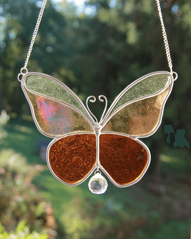 Le petit papillon des tulipes 