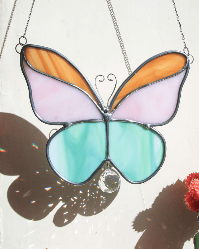 Le petit papillon pastel  